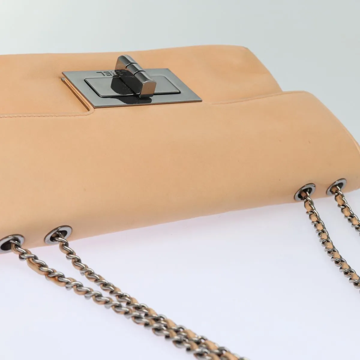 CHANEL 2,55 Shoulder Bag