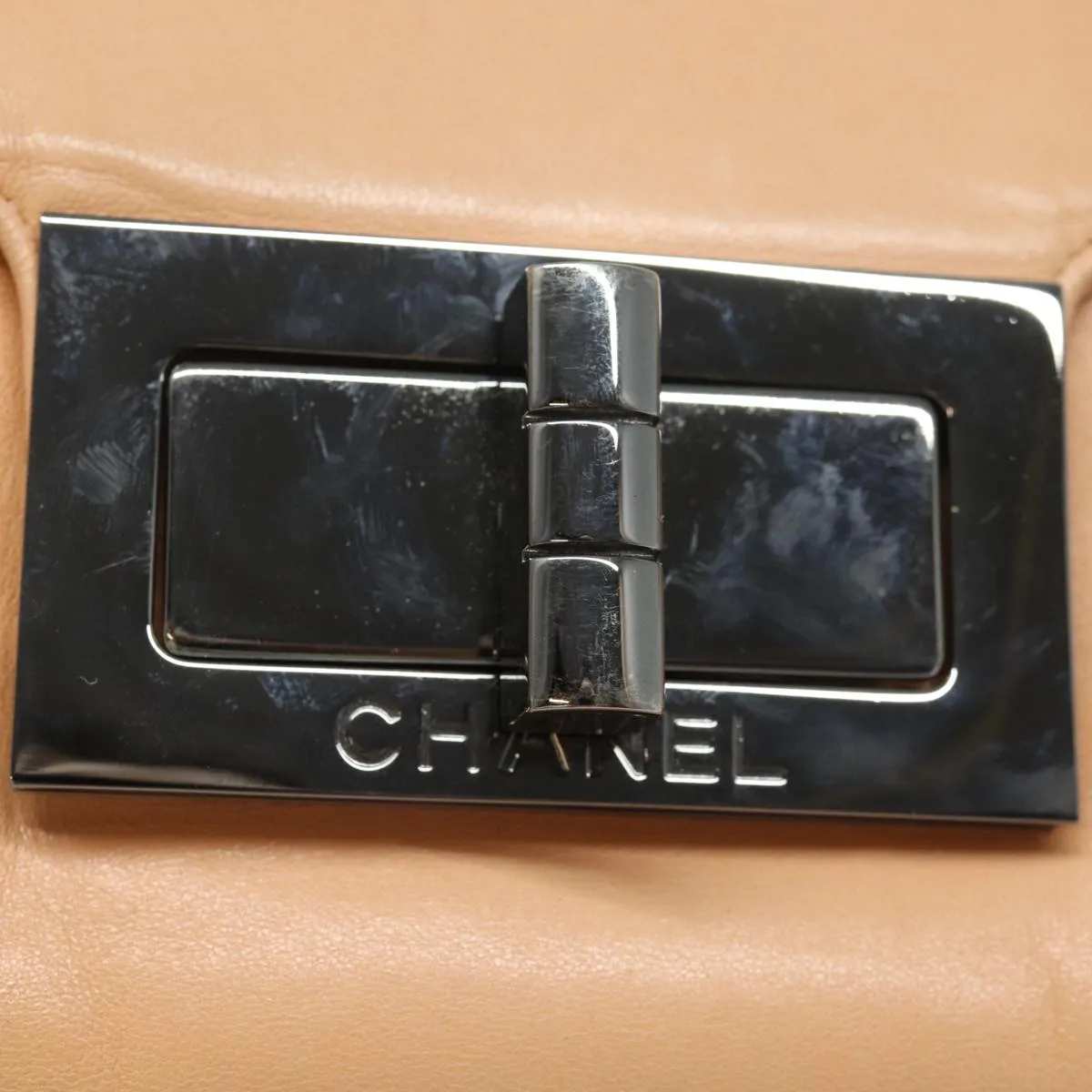 CHANEL 2,55 Shoulder Bag