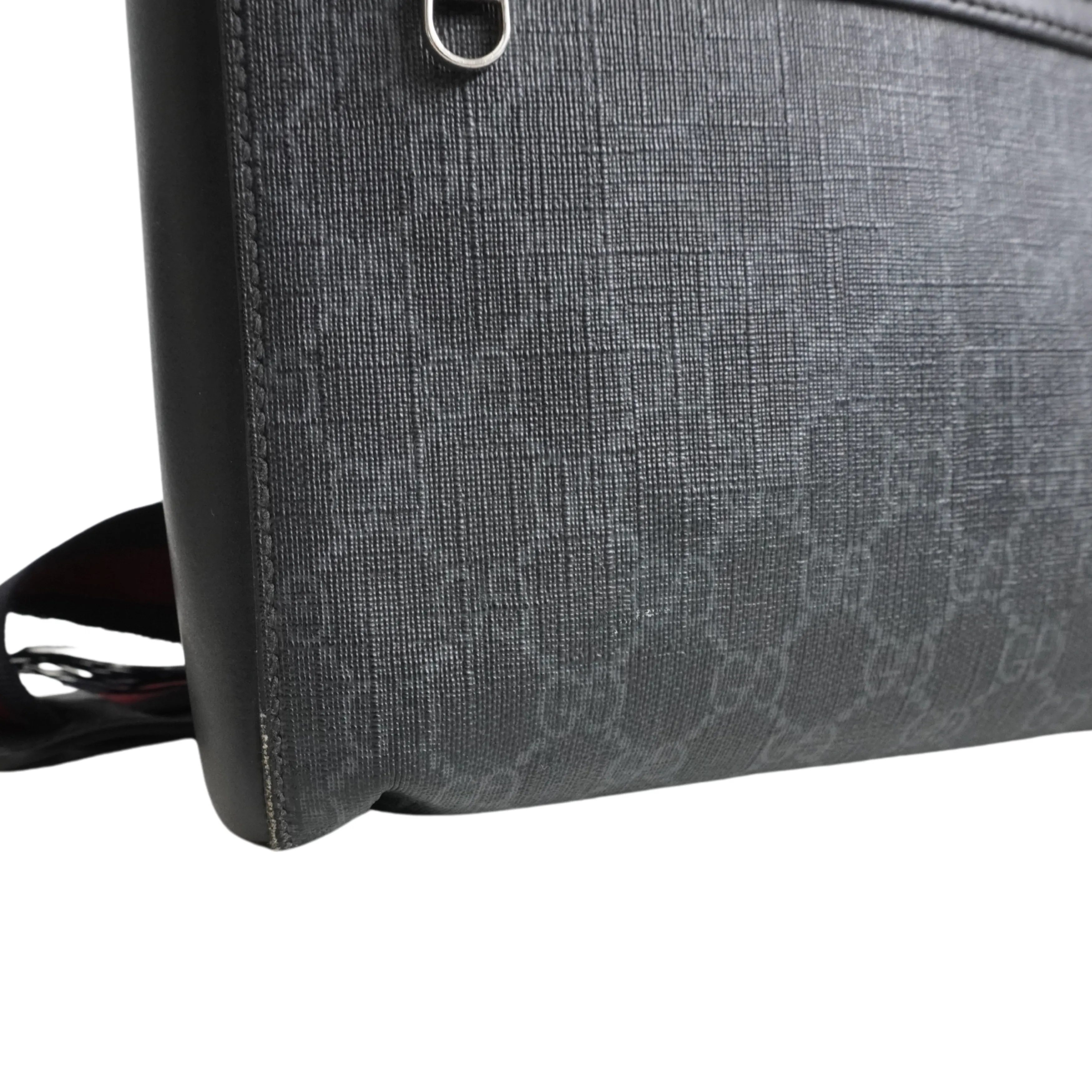 Gucci 'GG Supreme' Messenger Bag