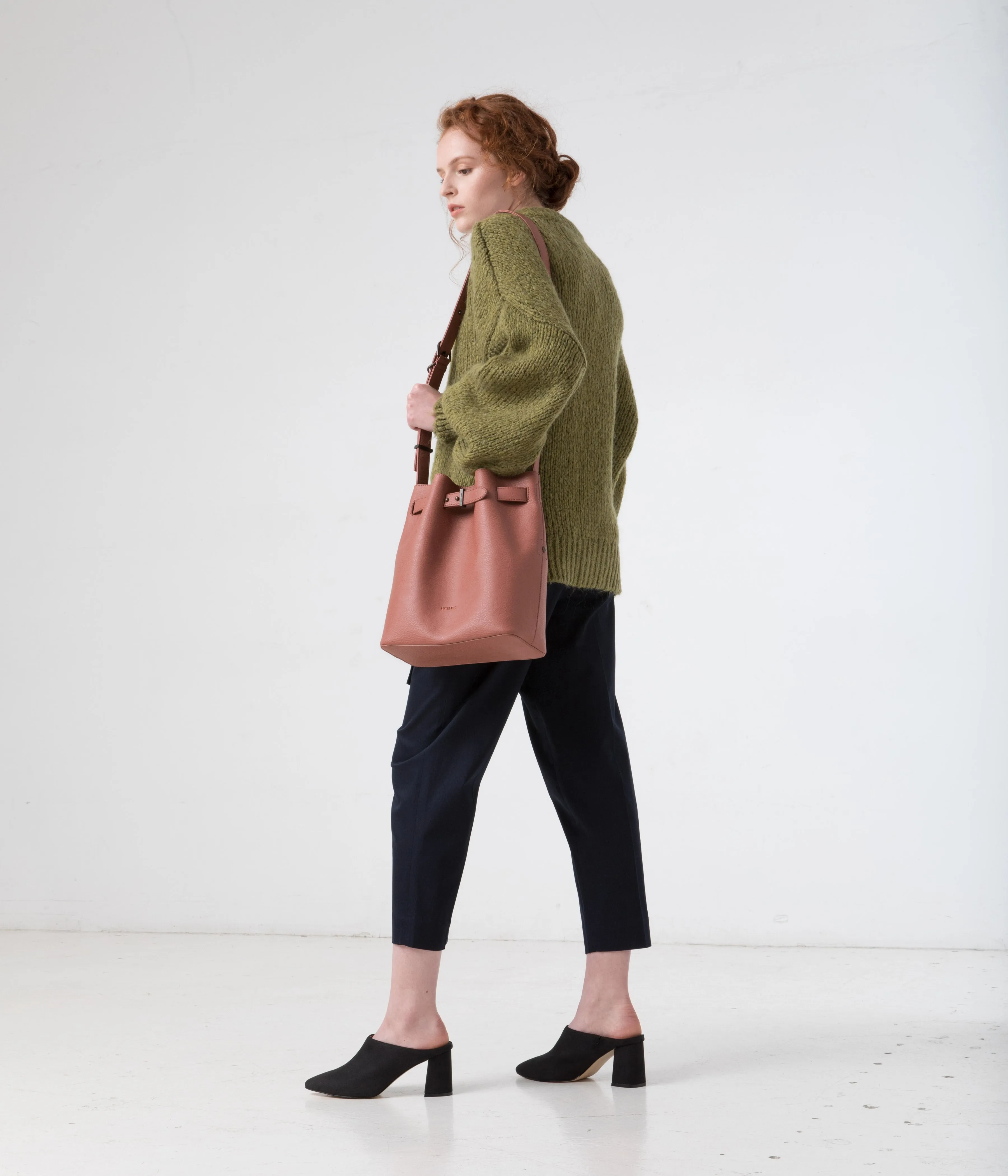 LEXI Vegan Bucket Bag - Dwell