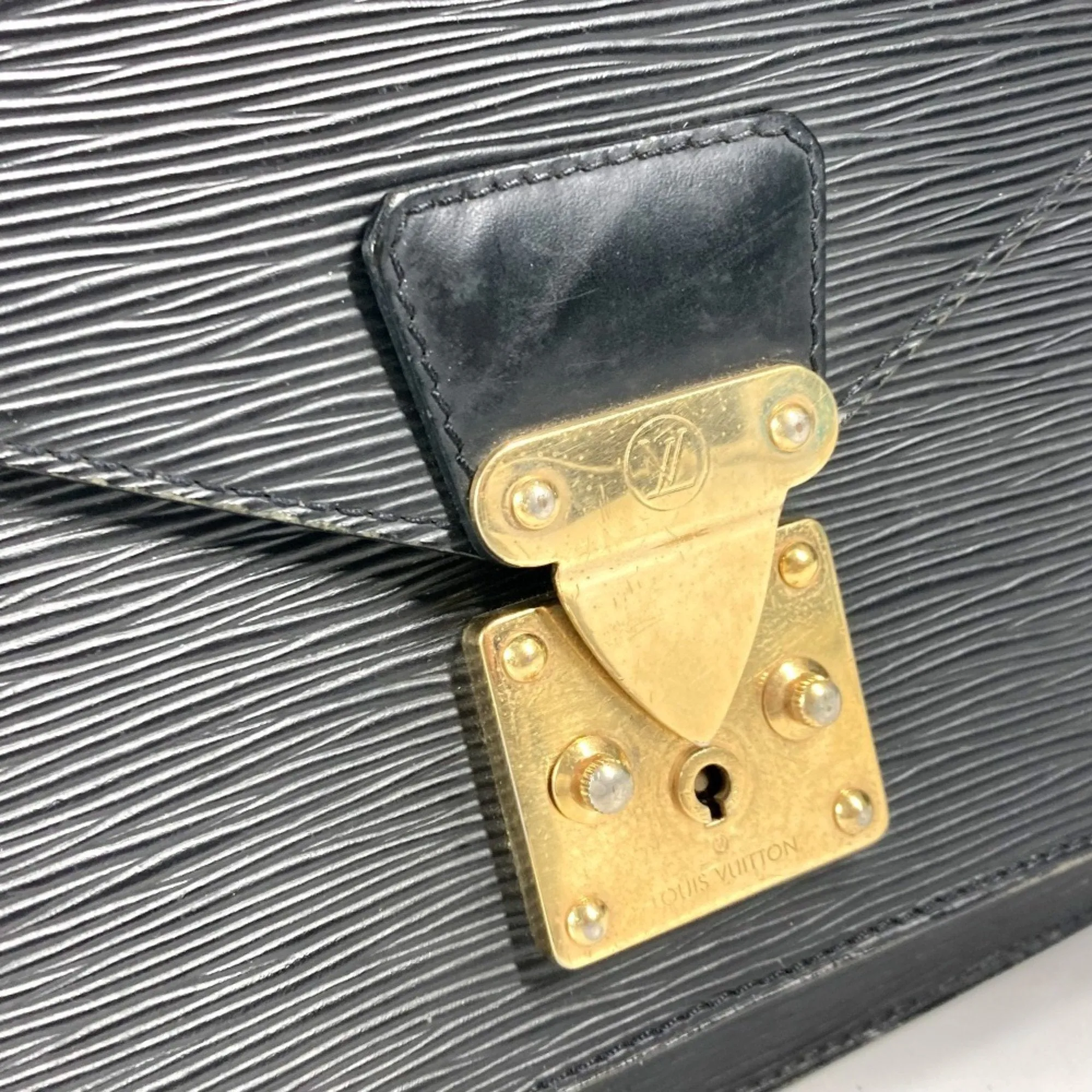 Louis Vuitton Noir Epi Leather Handbag (Pre-Owned)