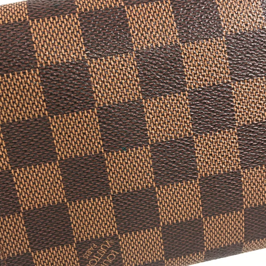 LOUIS VUITTON Shoulder Bag