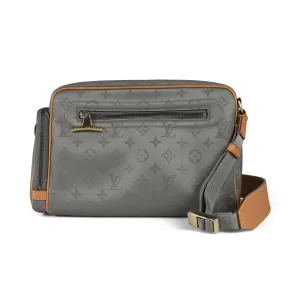 Louis Vuitton 'Titanium Camera' Messenger Bag