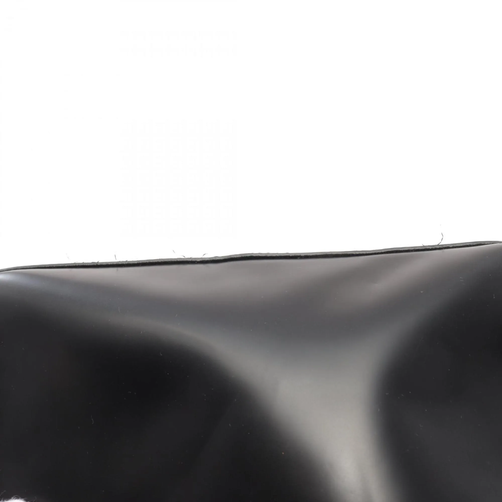 Versace Leather Shoulder Bag (Pre-Owned)