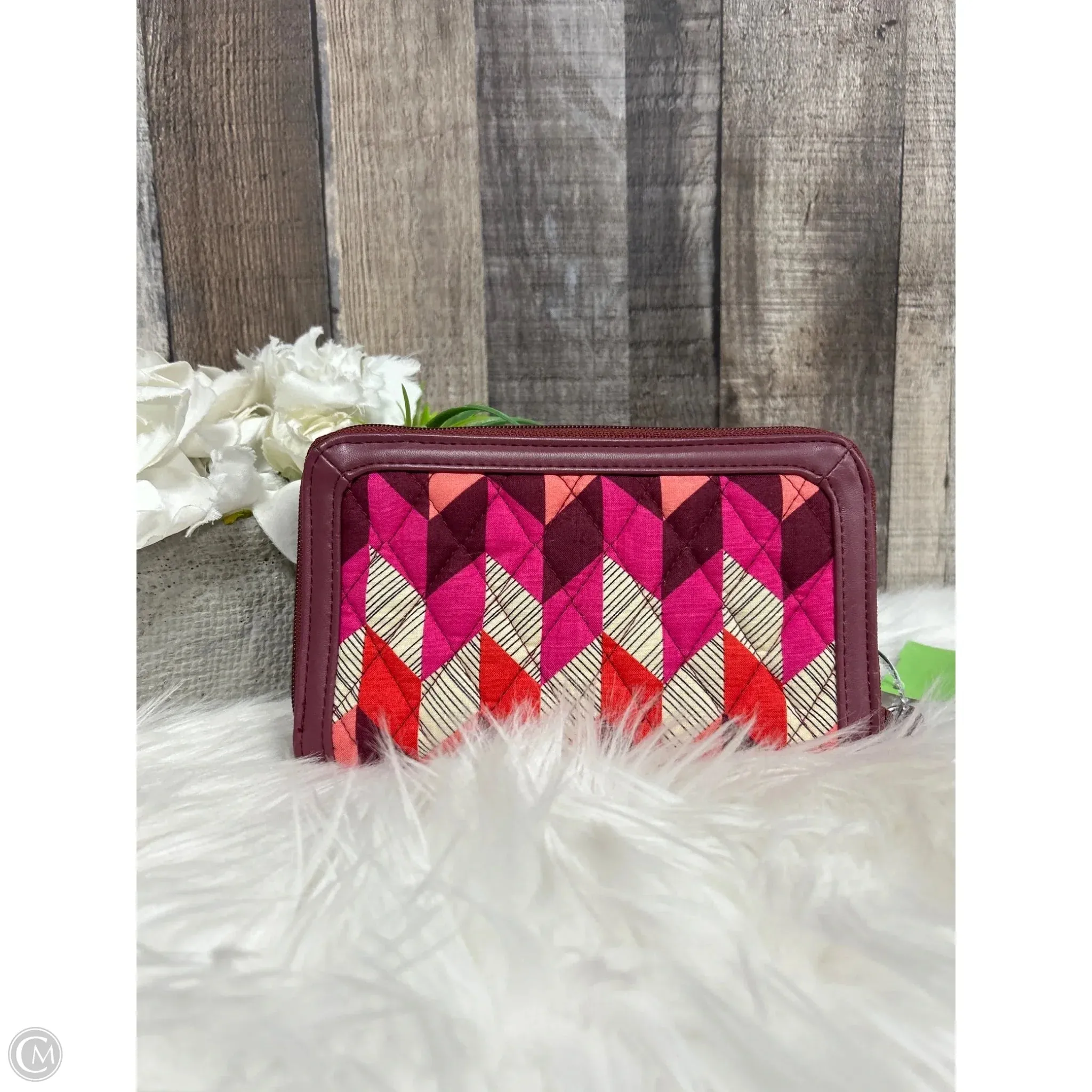 Wristlet By Vera Bradley, Size: Medium