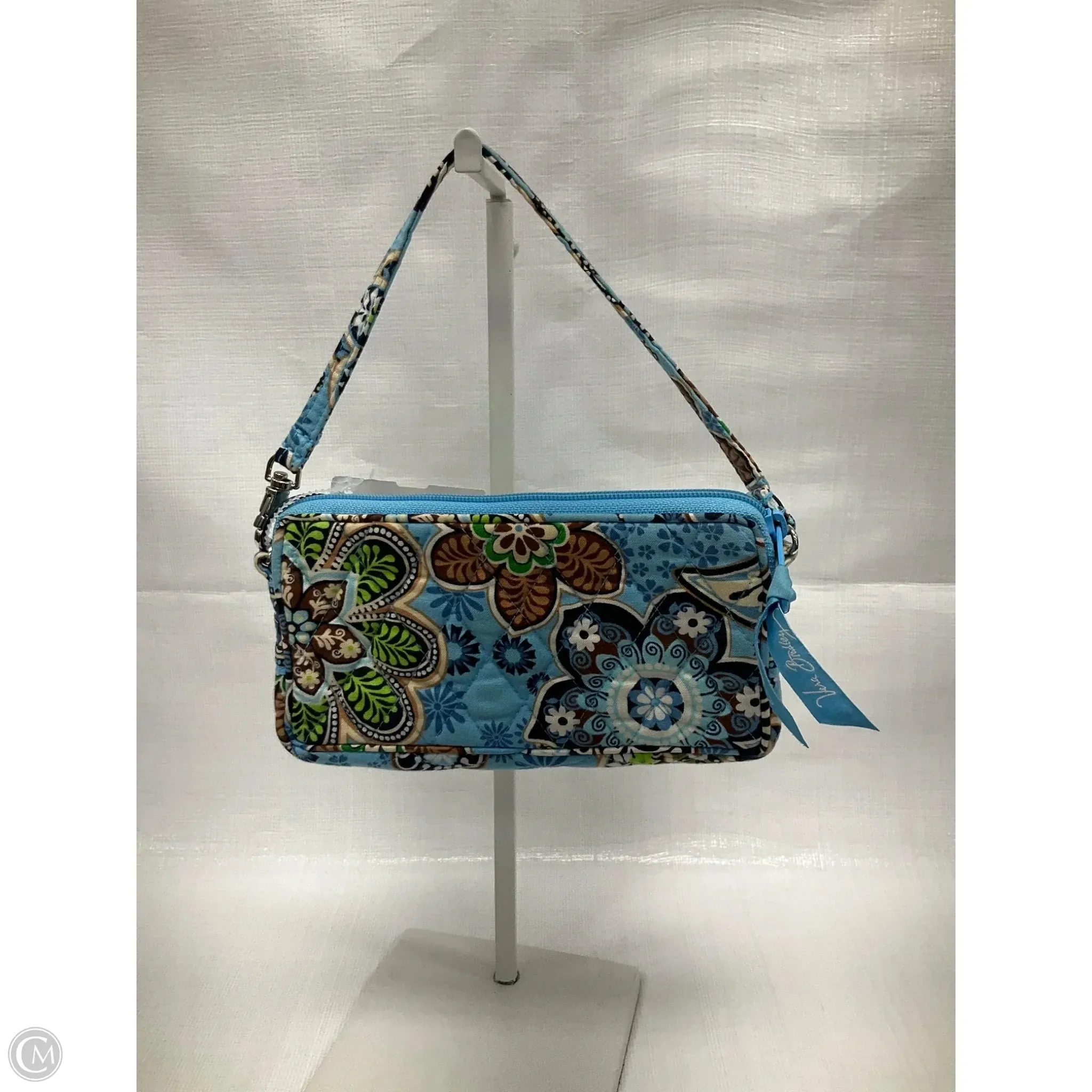 Wristlet By Vera Bradley, Size: Small